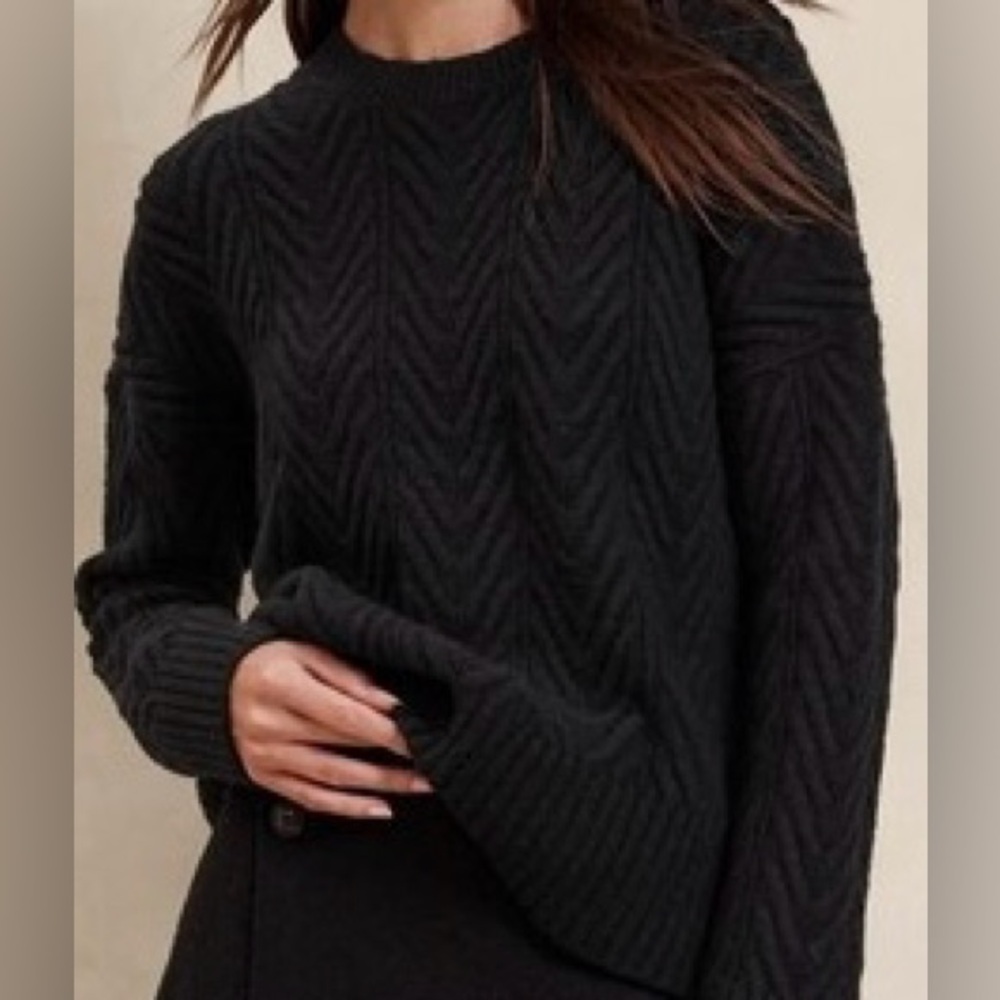 Banana Republic Nadia black cashmere blend sweater